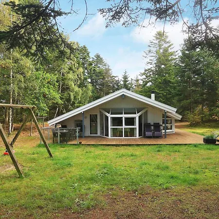 6 Person In * Saltum